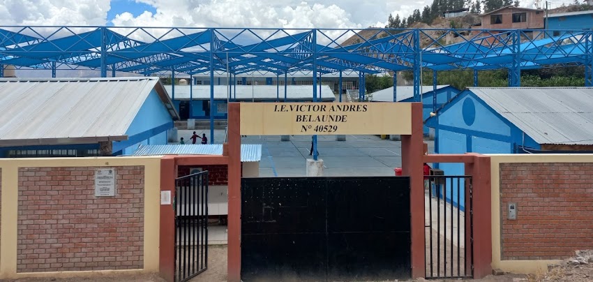 Escuela primaria y secundaria – Belaunde Terri
